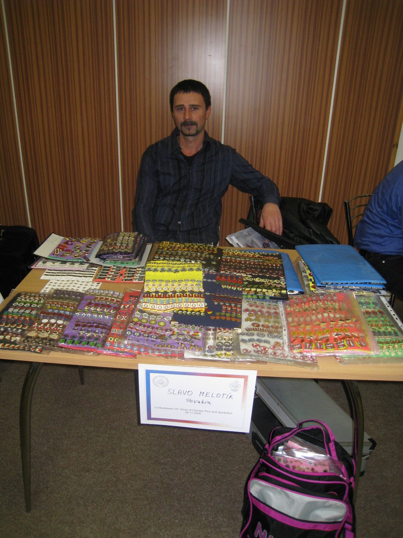 Collectors’ exchange meeting at the Military Hospital – photograph 12
