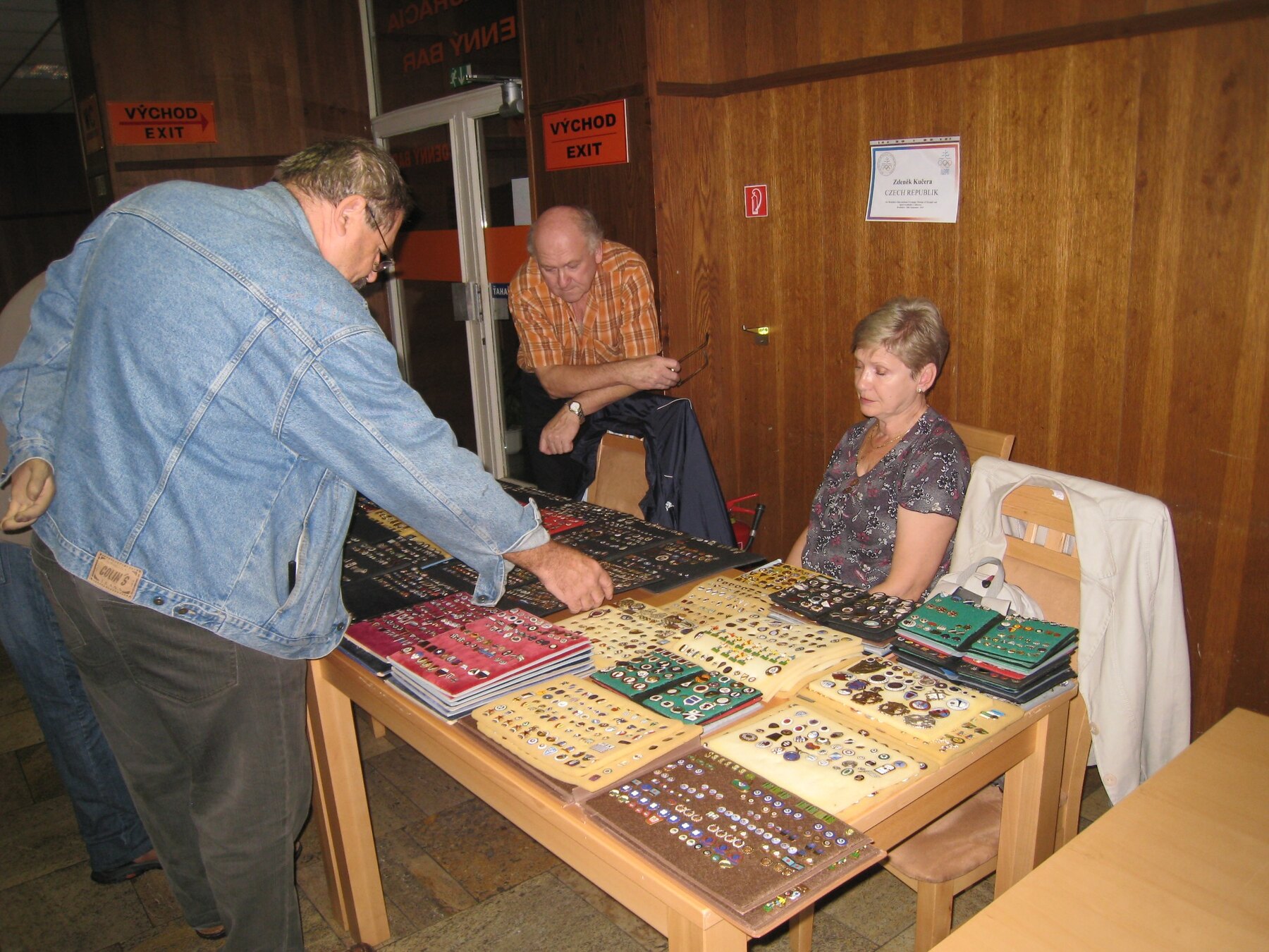 Collectors’ exchange meeting at the House of Sport – photograph 5