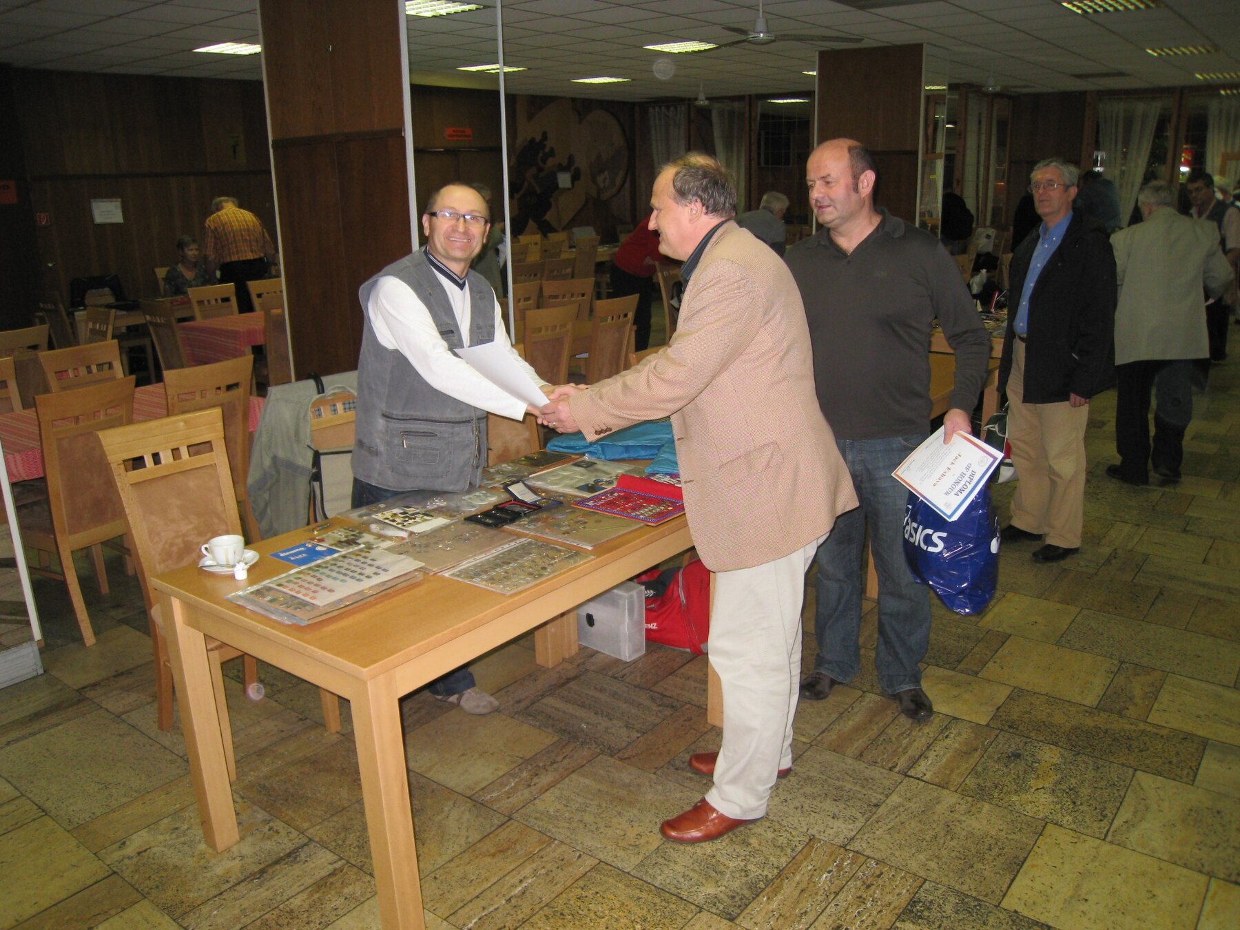 Collectors’ exchange meeting at the House of Sport – photograph 13