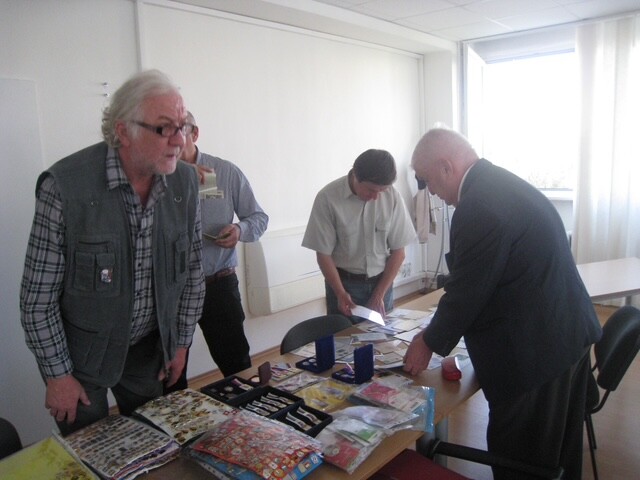 Collectors’ exchange meeting at the House of Sport – photograph 1
