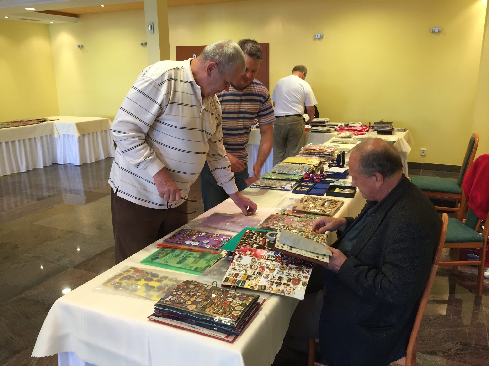 9th collectors’ exchange meeting at Hotel Nivy