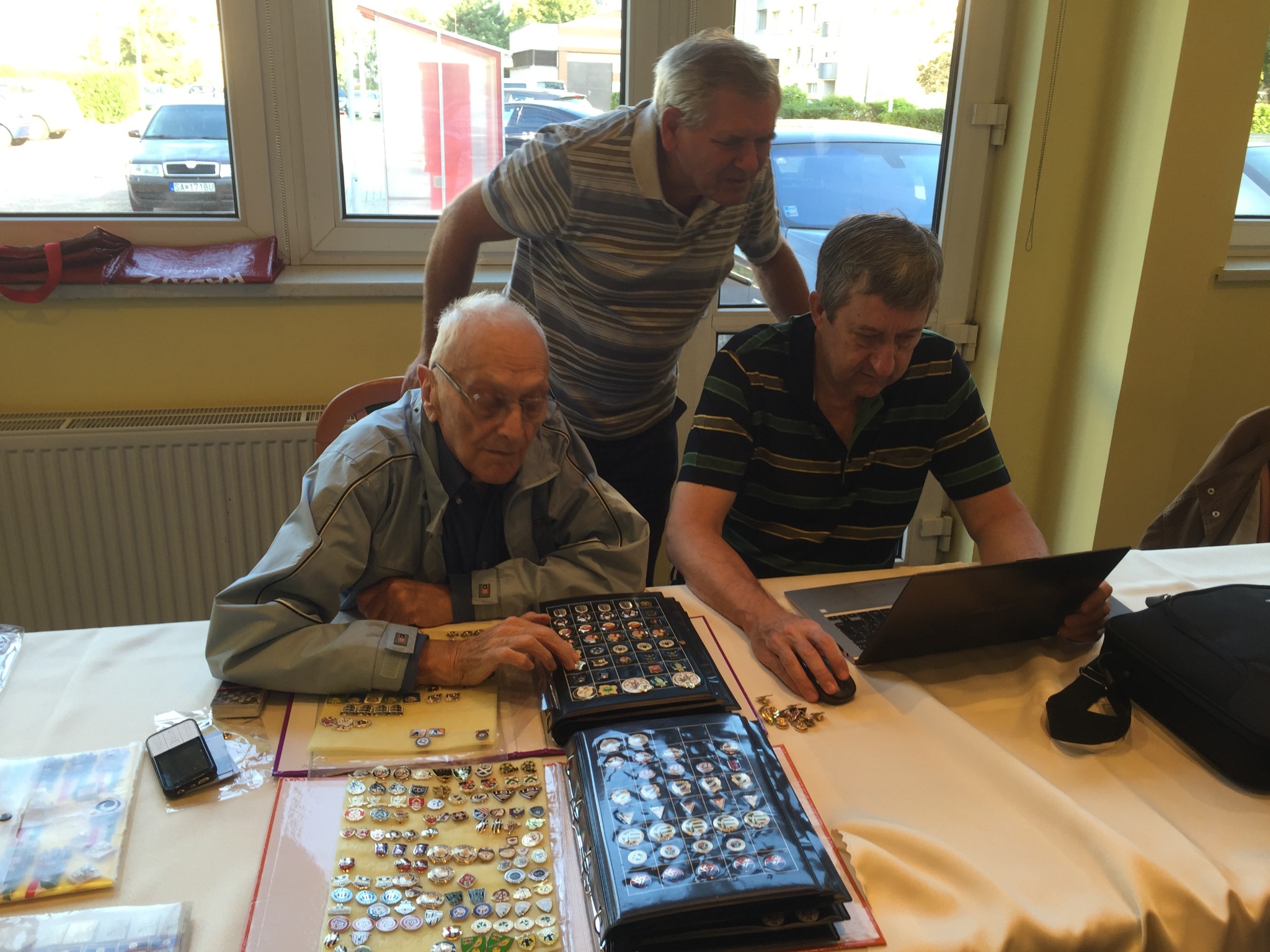 9th collectors’ exchange meeting at Hotel Nivy – photograph 4