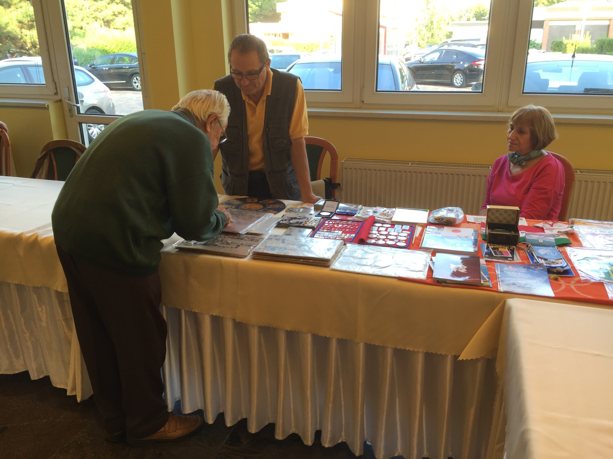 9th collectors’ exchange meeting at Hotel Nivy – photograph 5