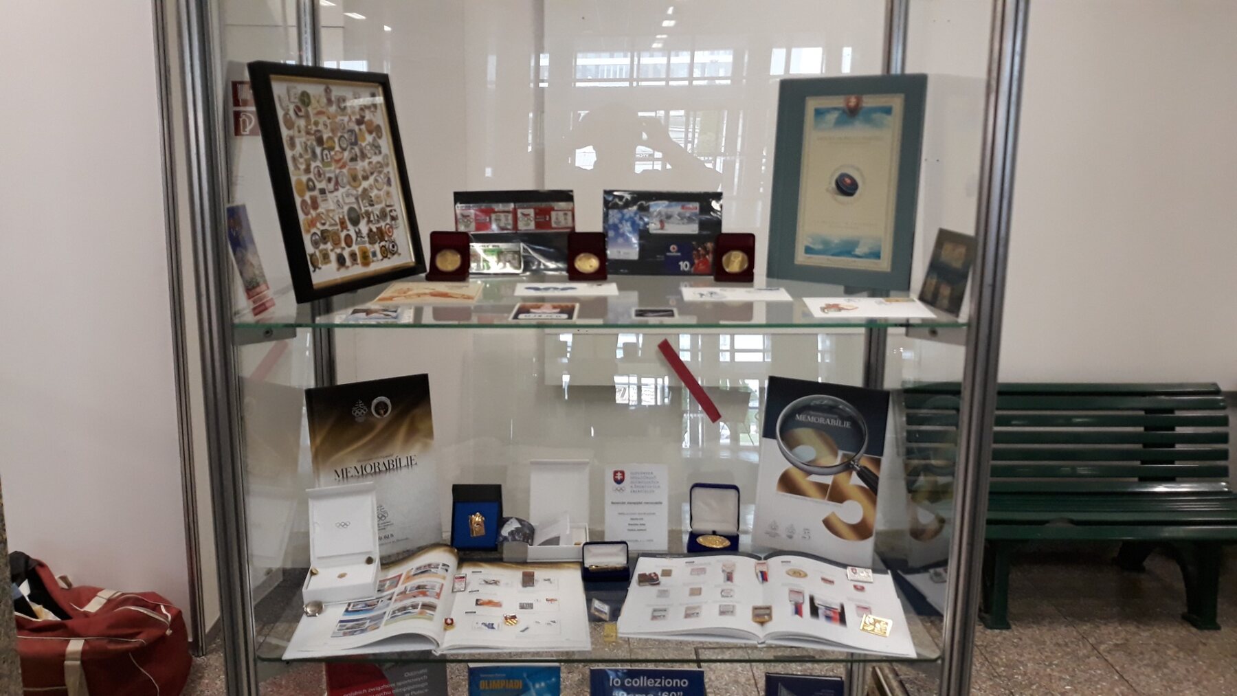 SSOŠZ exhibition of Olympic artefacts at Incheba – photograph 3